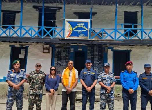 प्रमुख जिल्ला अधिकरी उमेश कुमार दाहाल ज्यूबाट फक्ताङलुङ गाउँपालिका स्थित प्रहरी चौकी, लुङथुङ र प्रहरी चौकी सिंवाको अनुगमन तथा निरीक्षण गर्नु भएको।