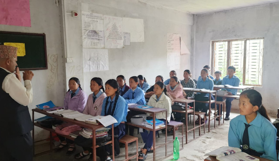 पृथ्वीनारायण मा.वि. मेरिङदेनमा लागू औषध सम्बन्धी विद्यार्थीलाई सचेतनामूलक कार्यक्रम